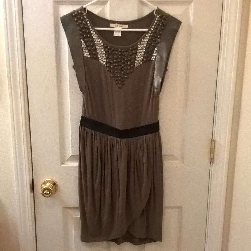 miami Petal Skirt Embellished Dress Small
